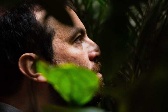Read Bandcamp's feature about São Paulo guitarist Kiko Dinucci